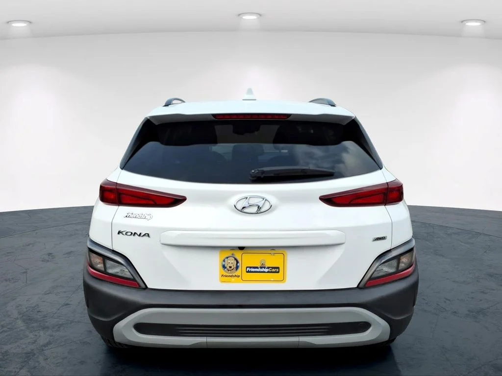 Used 2023 White Hyundai SEL image 10
