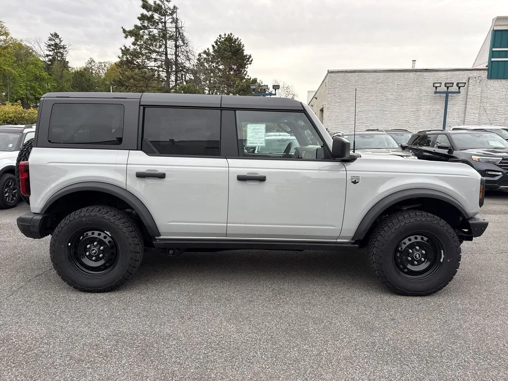 New 2026 White Ford Big Bend image 3