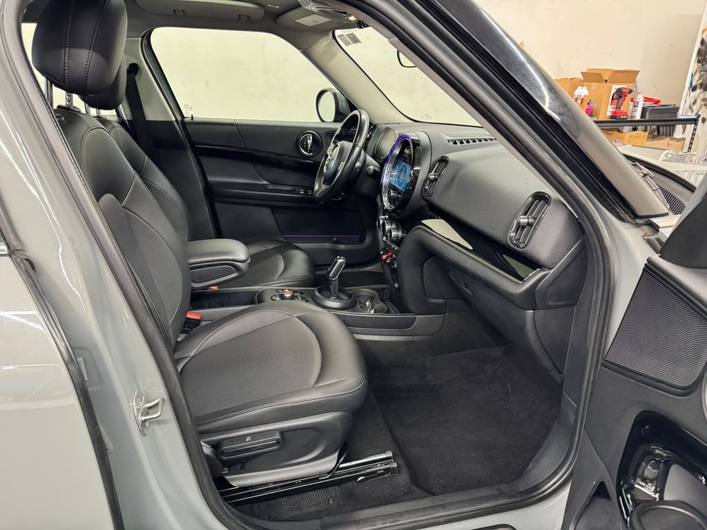 Used 2022 Gray MINI Base image 29