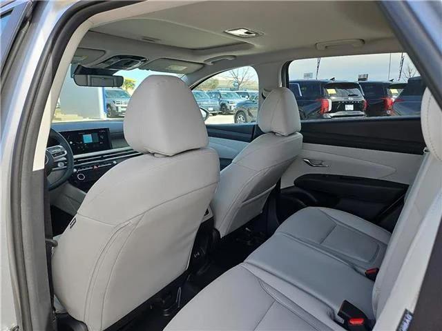 New 2025 Shimmering Silver Hyundai SEL Convenience image 7