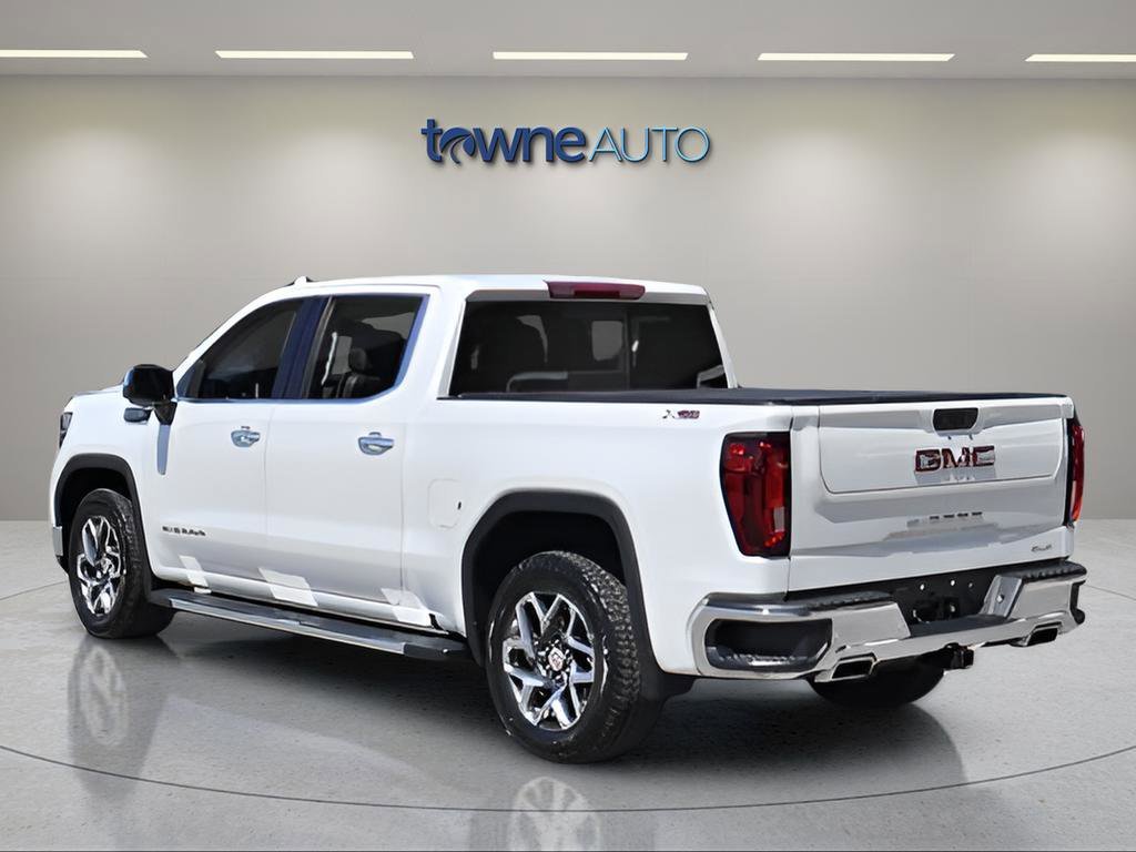 Used 2024 White Frost Tricoat GMC SLT image 5