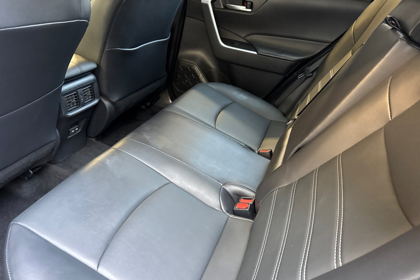 Used 2023 Gray Toyota XLE Premium image 15