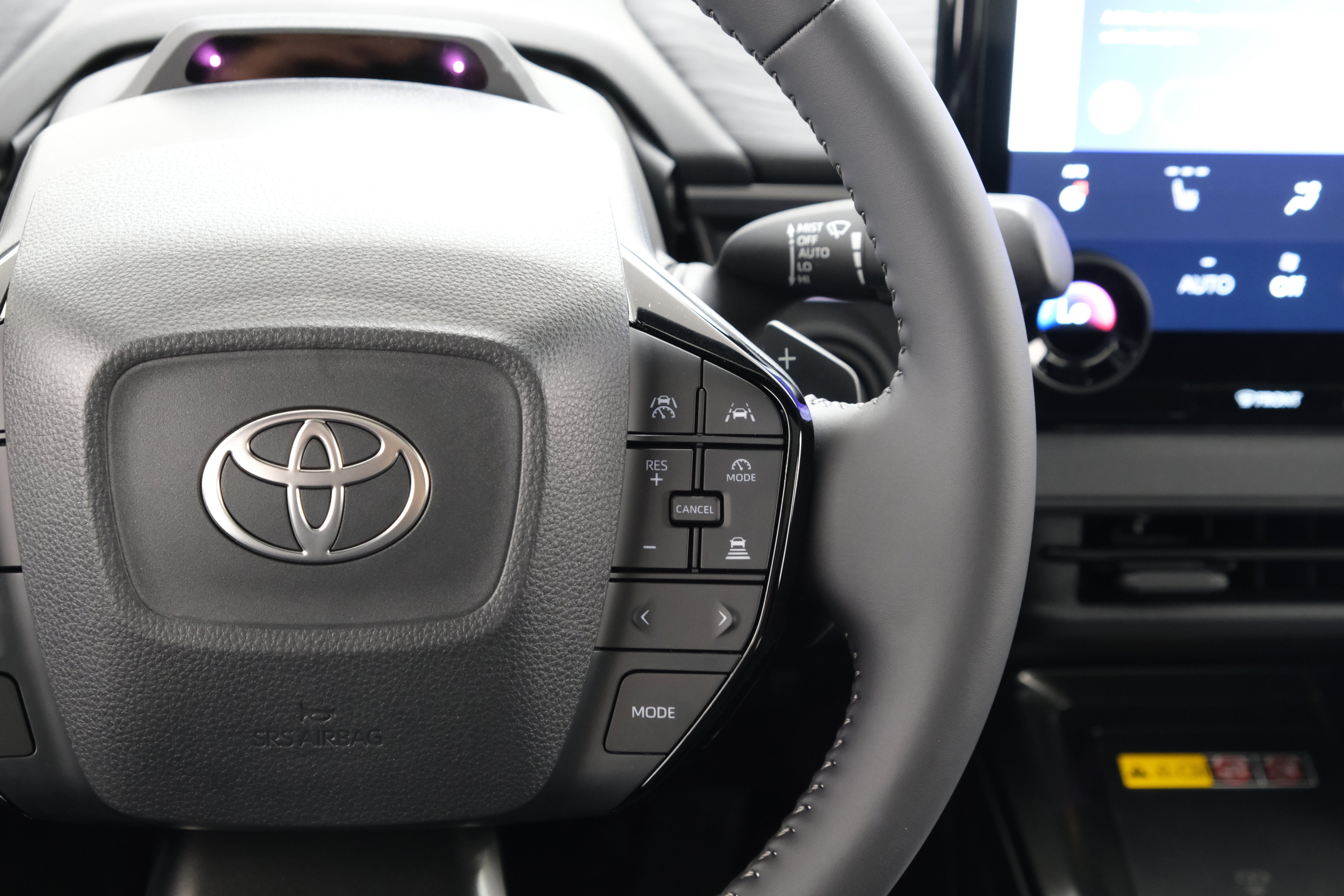 2026 Toyota C-HR XSE - Photo 14