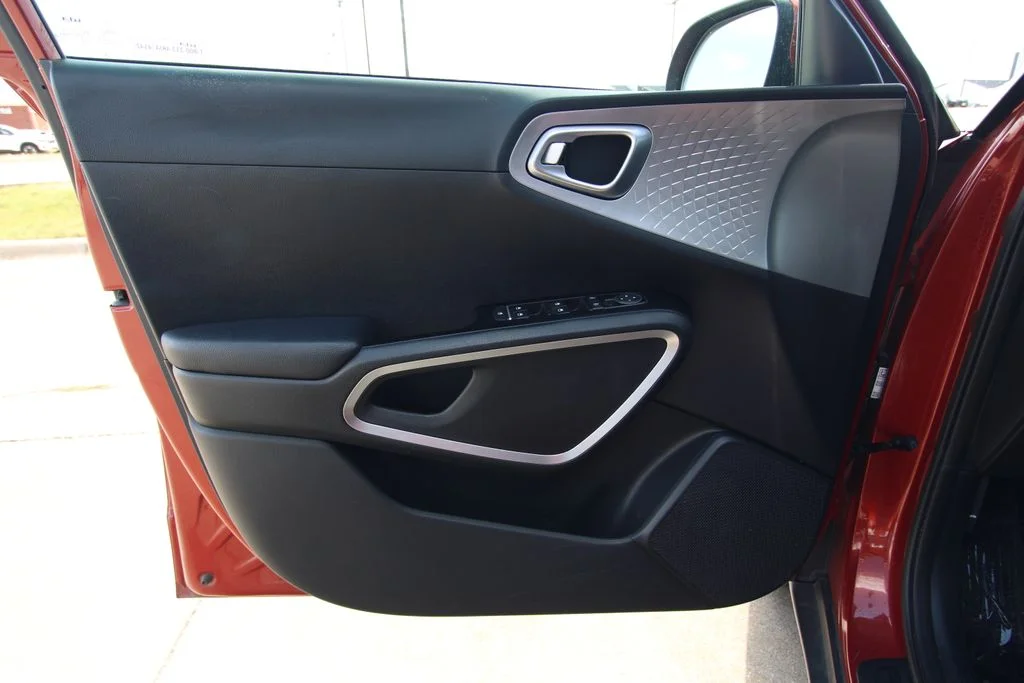 Used 2023 Orange Kia LX image 31