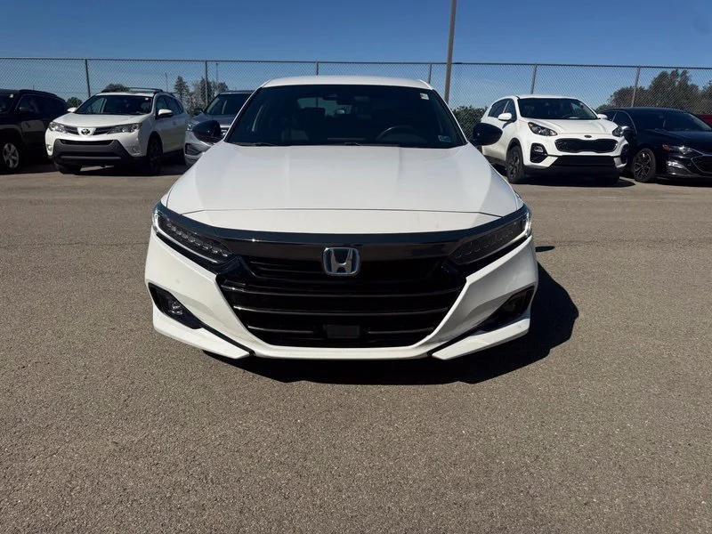Used 2022  Honda Sport image 10