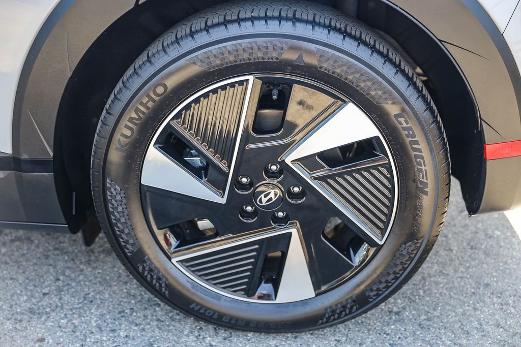 2026 Hyundai IONIQ 5 SE - Photo 8