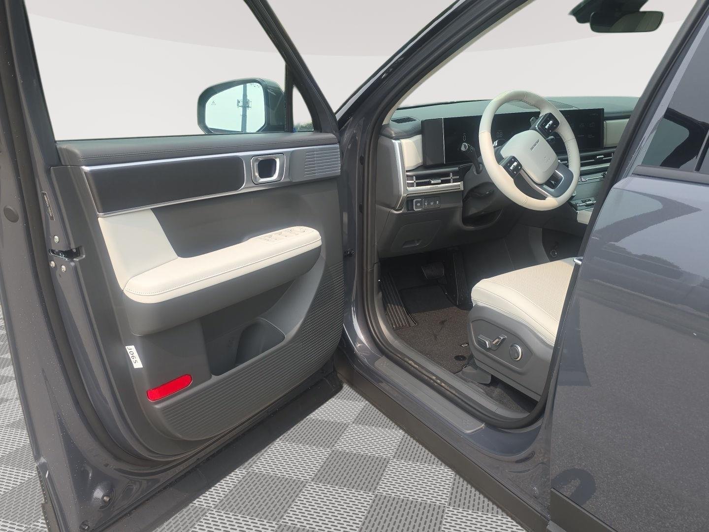 New 2026 Ecotronic Gray Hyundai SEL AWD image 11