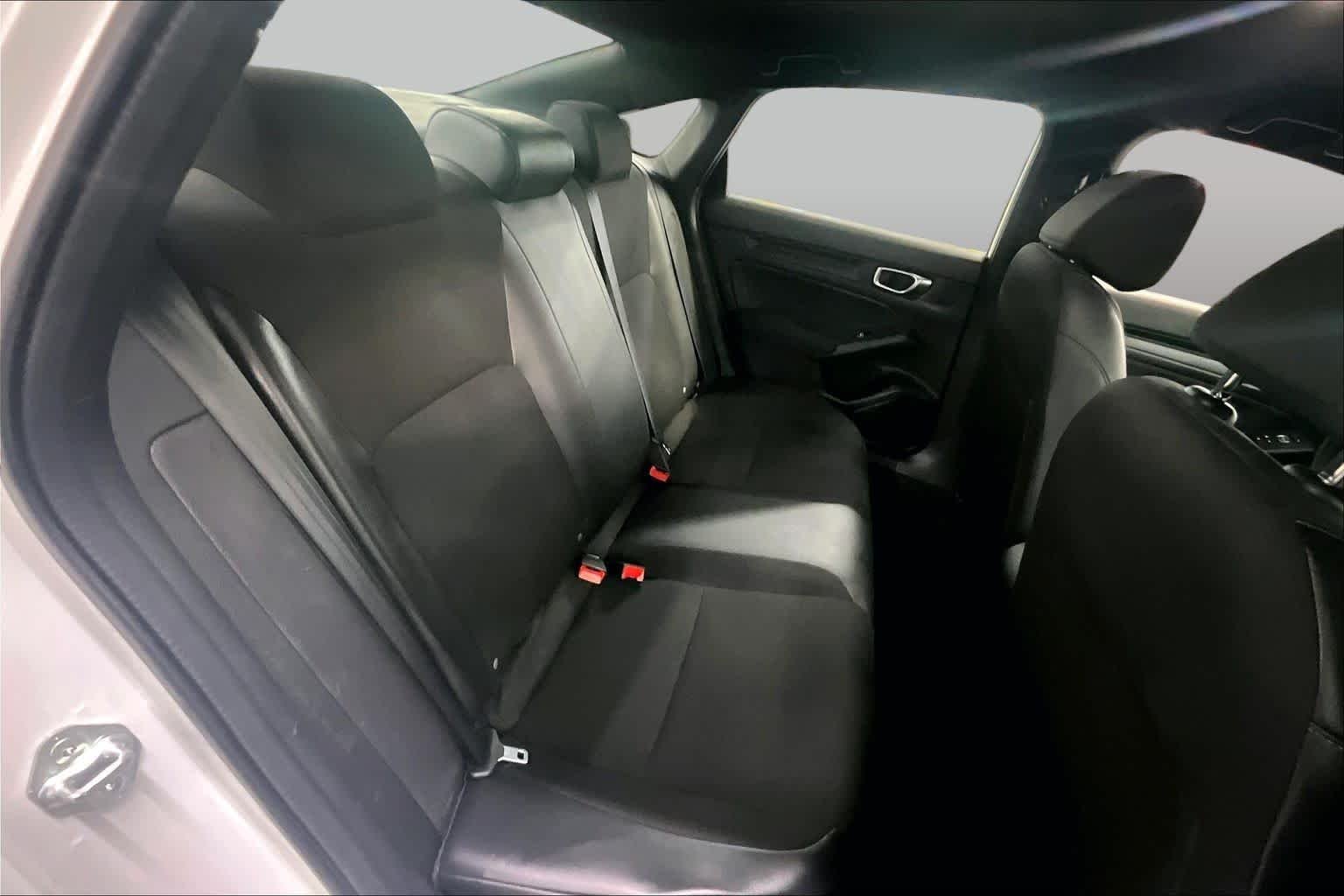 Used 2023 Platinum White Pearl Honda Sport image 21