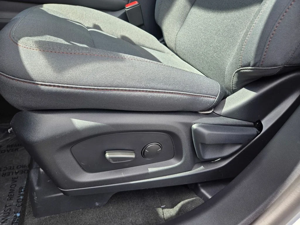 Used 2026 Space White Metallic Ford Active image 21