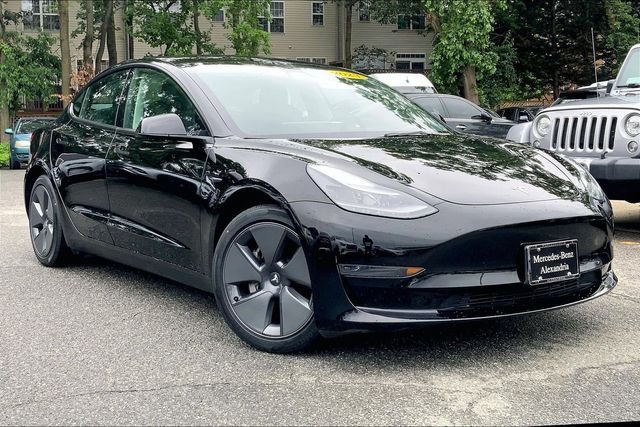 2023 Tesla Model 3 -'s photo