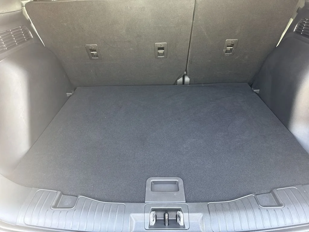 Used 2025 Silver Ford Active image 18