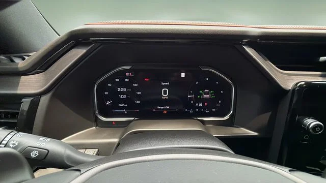 Used 2026 White GMC AT4 image 15