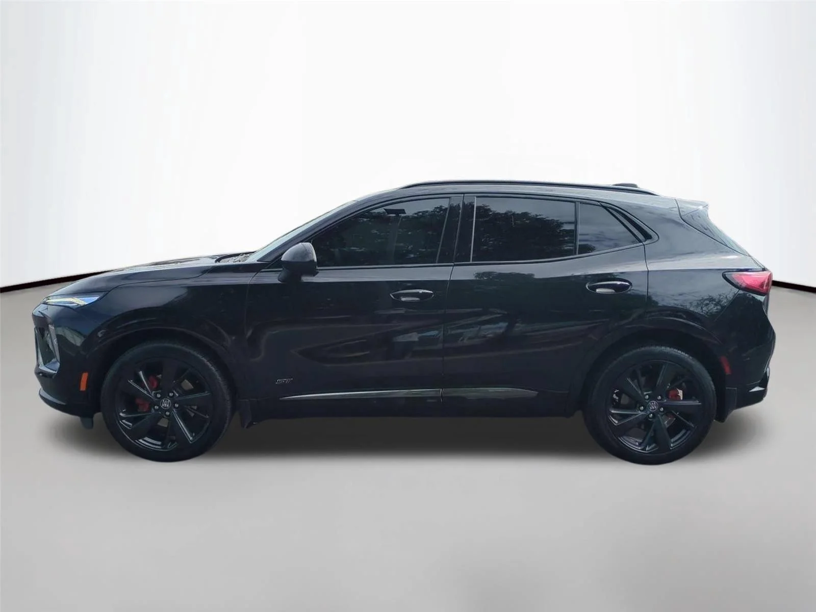 Used 2024 Ebony Twilight Metallic Buick Sport Touring image 2
