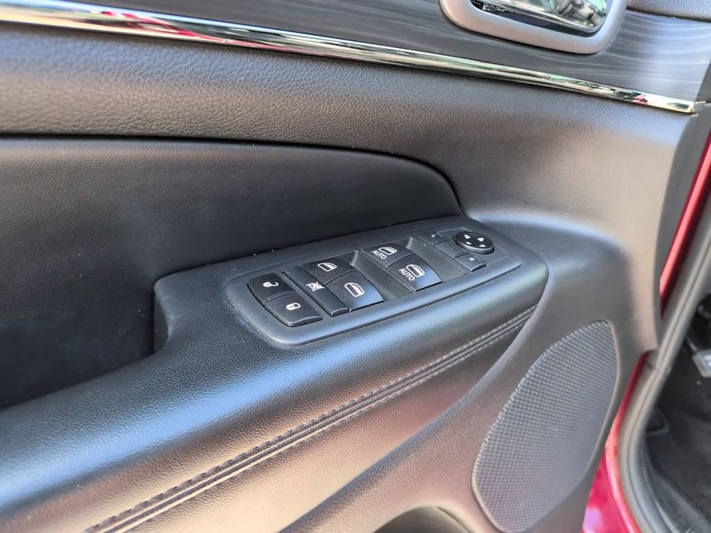 Used 2020 Red Jeep Limited X image 18