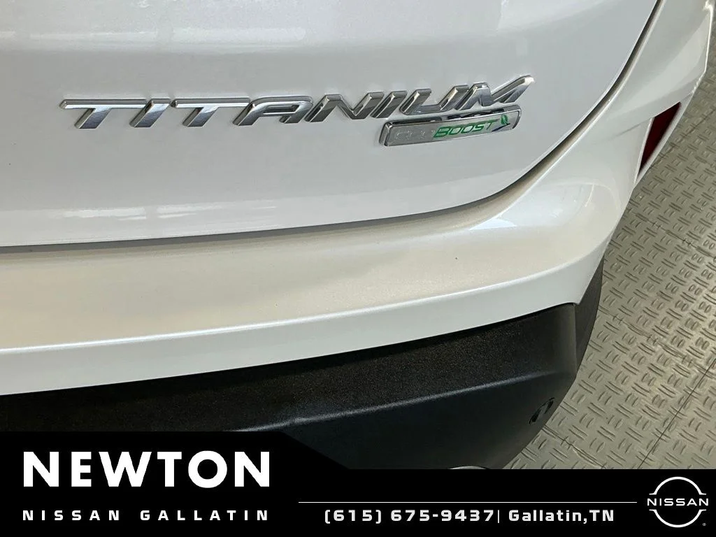 Used 2019 White Platinum Clearcoat Metallic Ford Titanium image 7