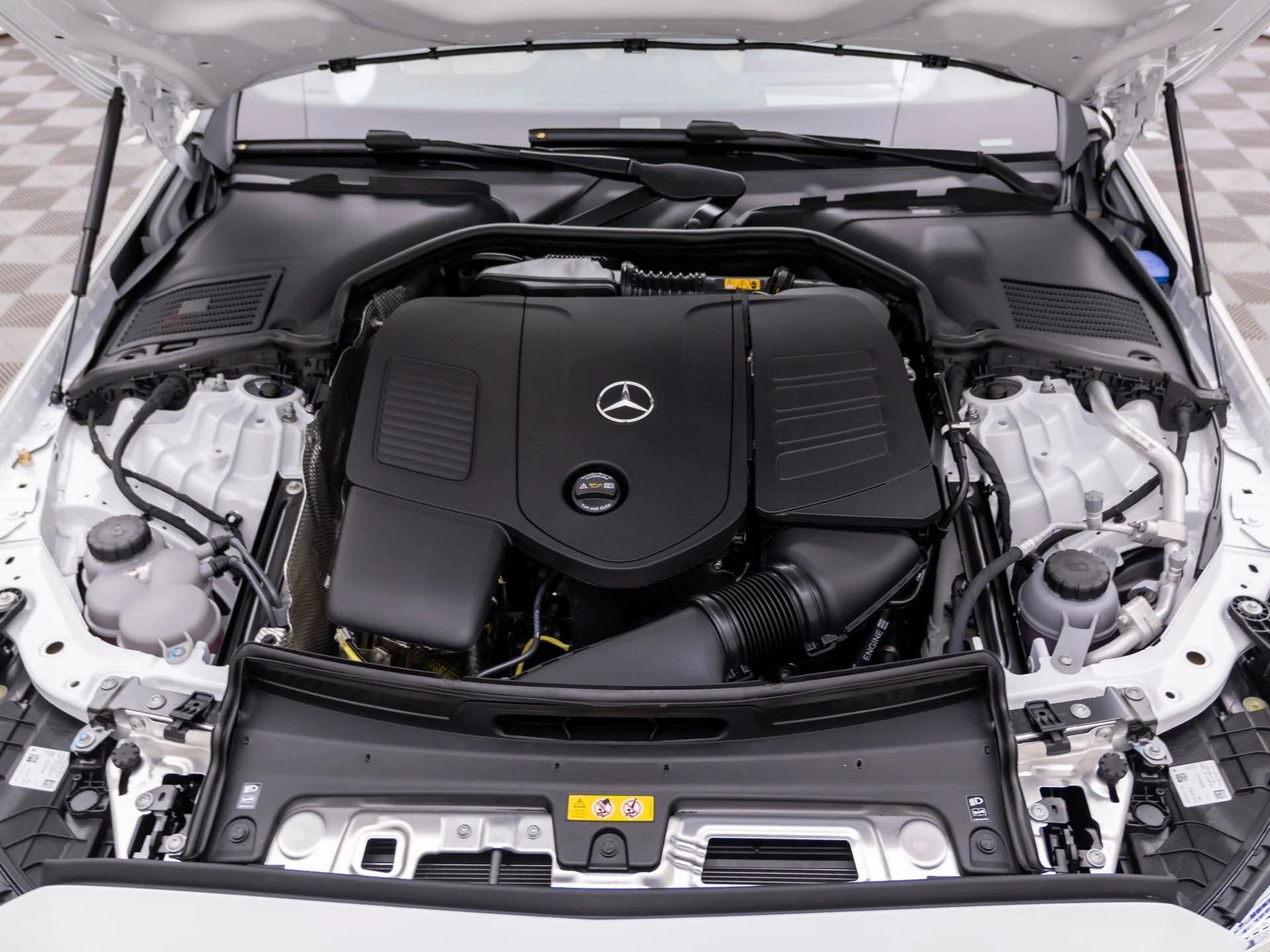 New 2026 White Mercedes-Benz C 300 image 37