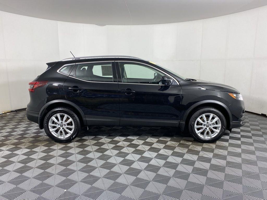 Certified Used 2022 Magnetic Black Pearl Nissan SV image 12