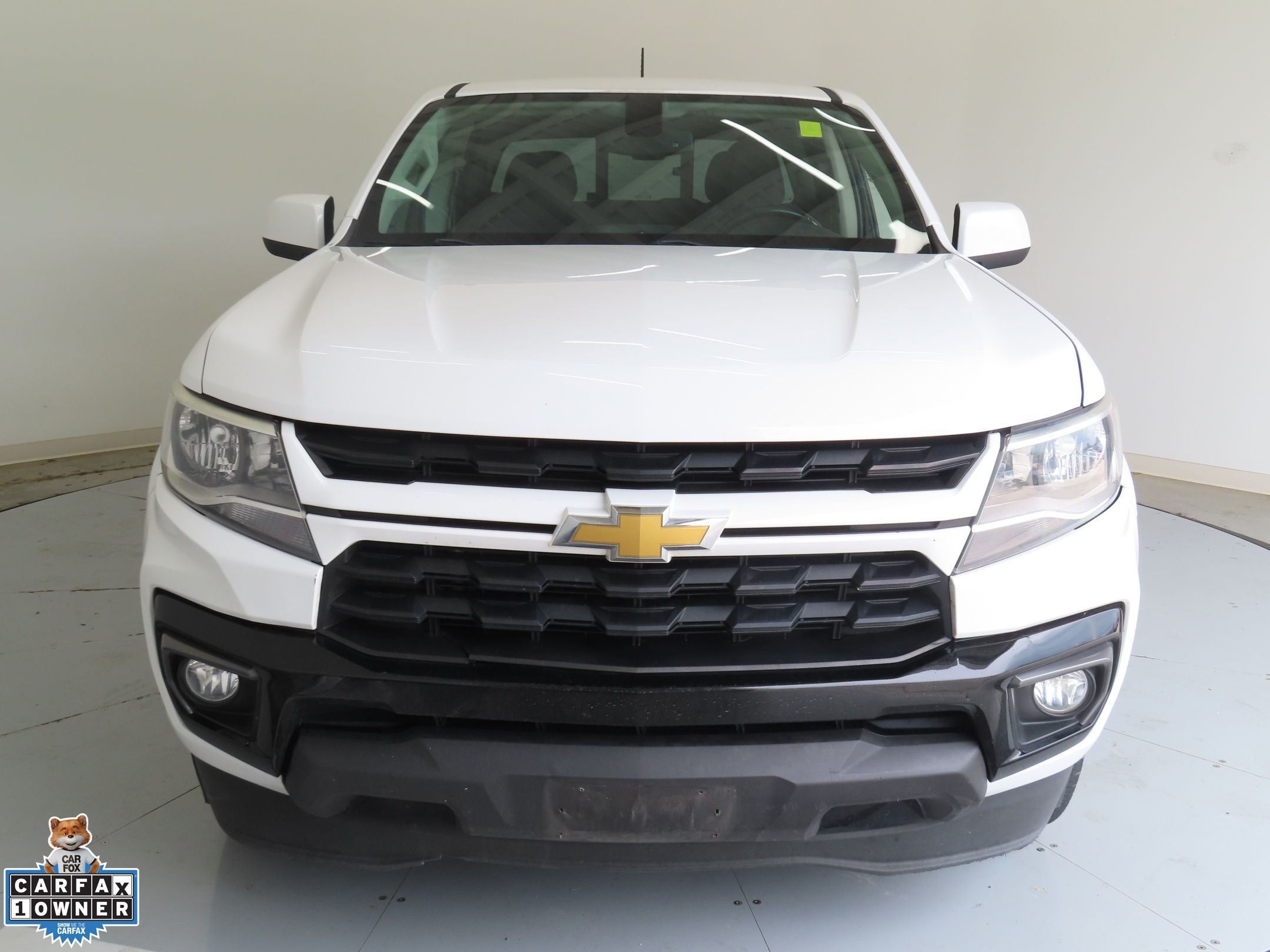 Used 2021 White Chevrolet LT image 9