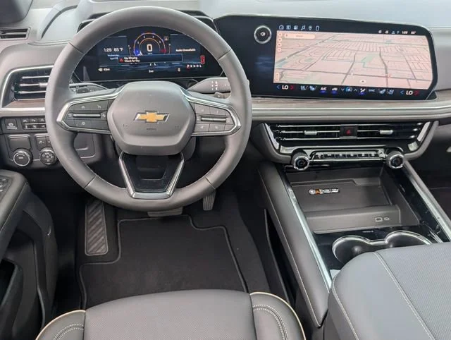 New 2026 Polar White Tricoat Chevrolet Premier image 9