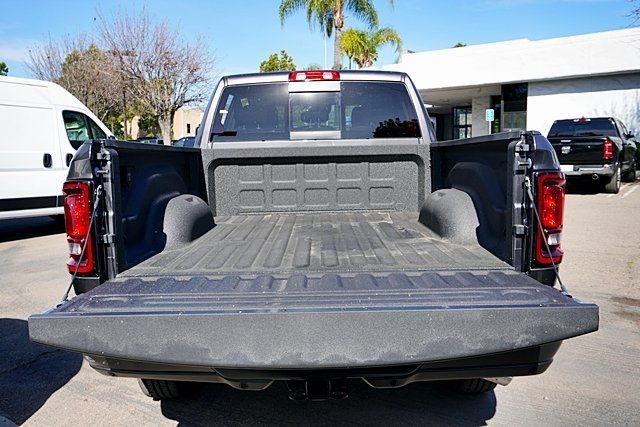 New 2026 Granite Crystal Metallic Clear-Coat Exterior Paint RAM Tradesman image 17