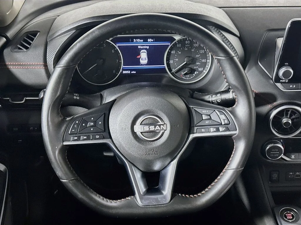 Used 2025 Gray Nissan SR image 13