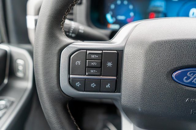 Used 2025 Iconic Silver Metallic Ford XLT image 23