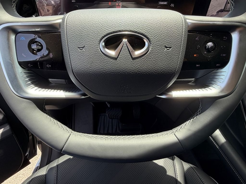 New 2027 DYNAMIC METAL INFINITI Luxe 4WD image 24