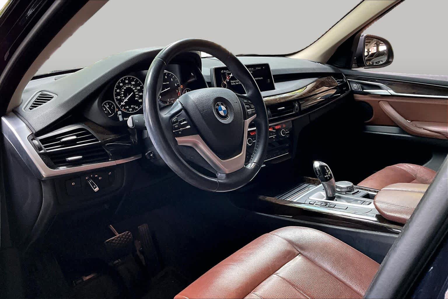 Used 2015 Imperial Blue Metallic BMW sDrive35i image 17