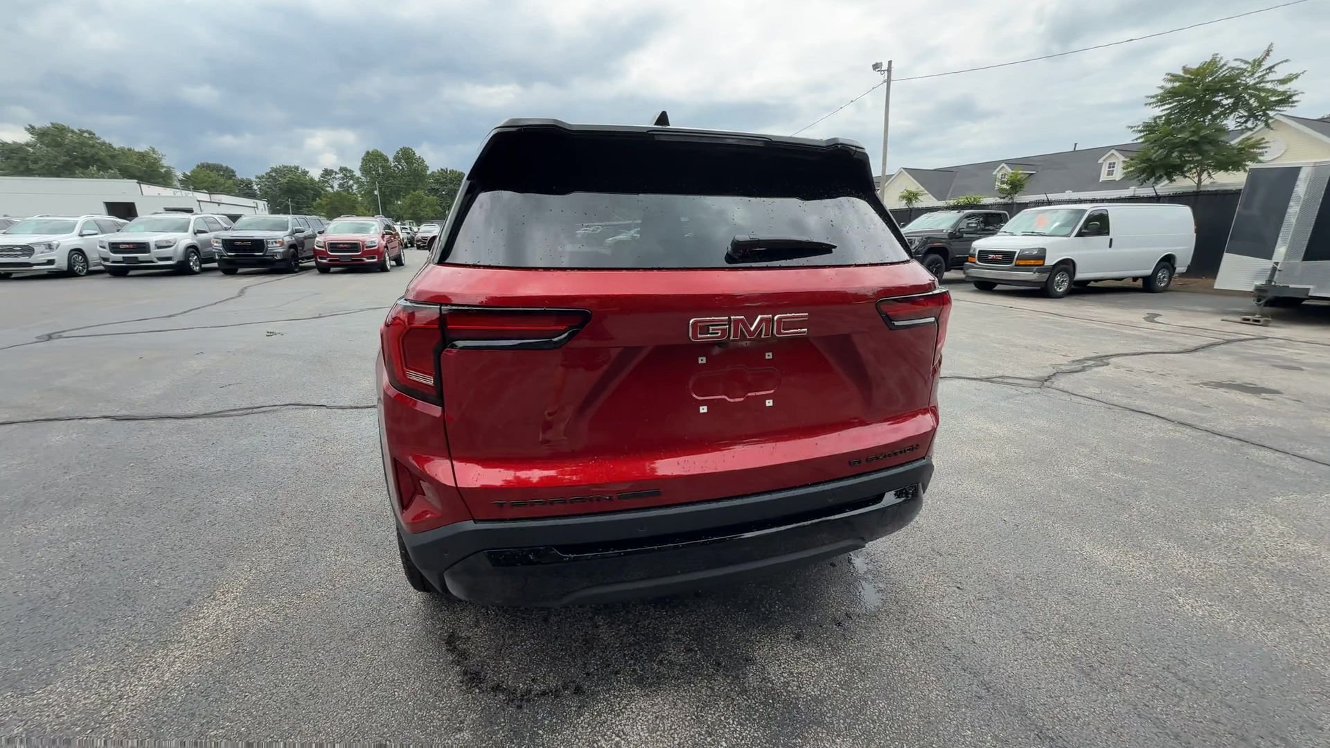 New 2027 Volcanic Red Tintcoat GMC Elevation image 38