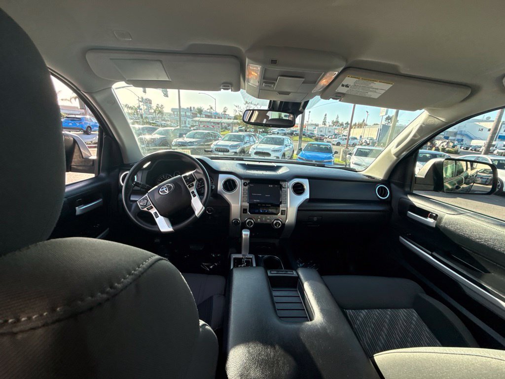 Used 2021 Midnight Black Metallic Toyota SR5 image 11