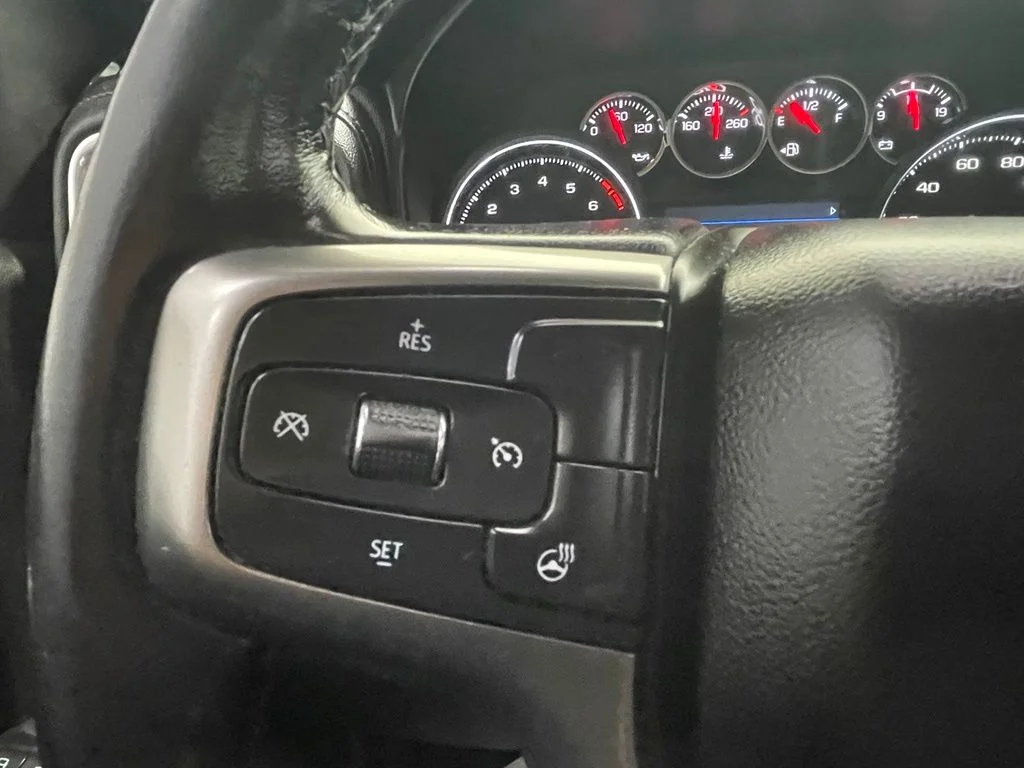 Used 2021 Gray Chevrolet RST image 26