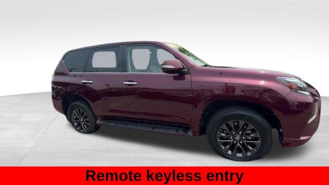 Used 2021  Lexus 460 image 25