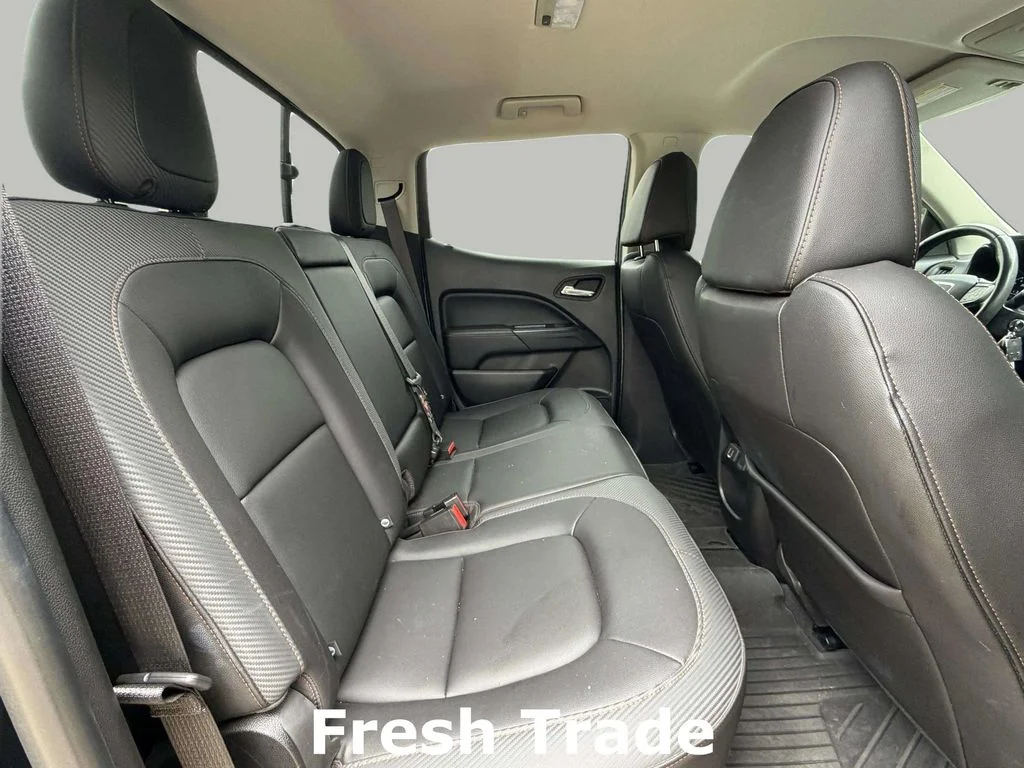Used 2021 Onyx Black GMC AT4 w/Leather image 8
