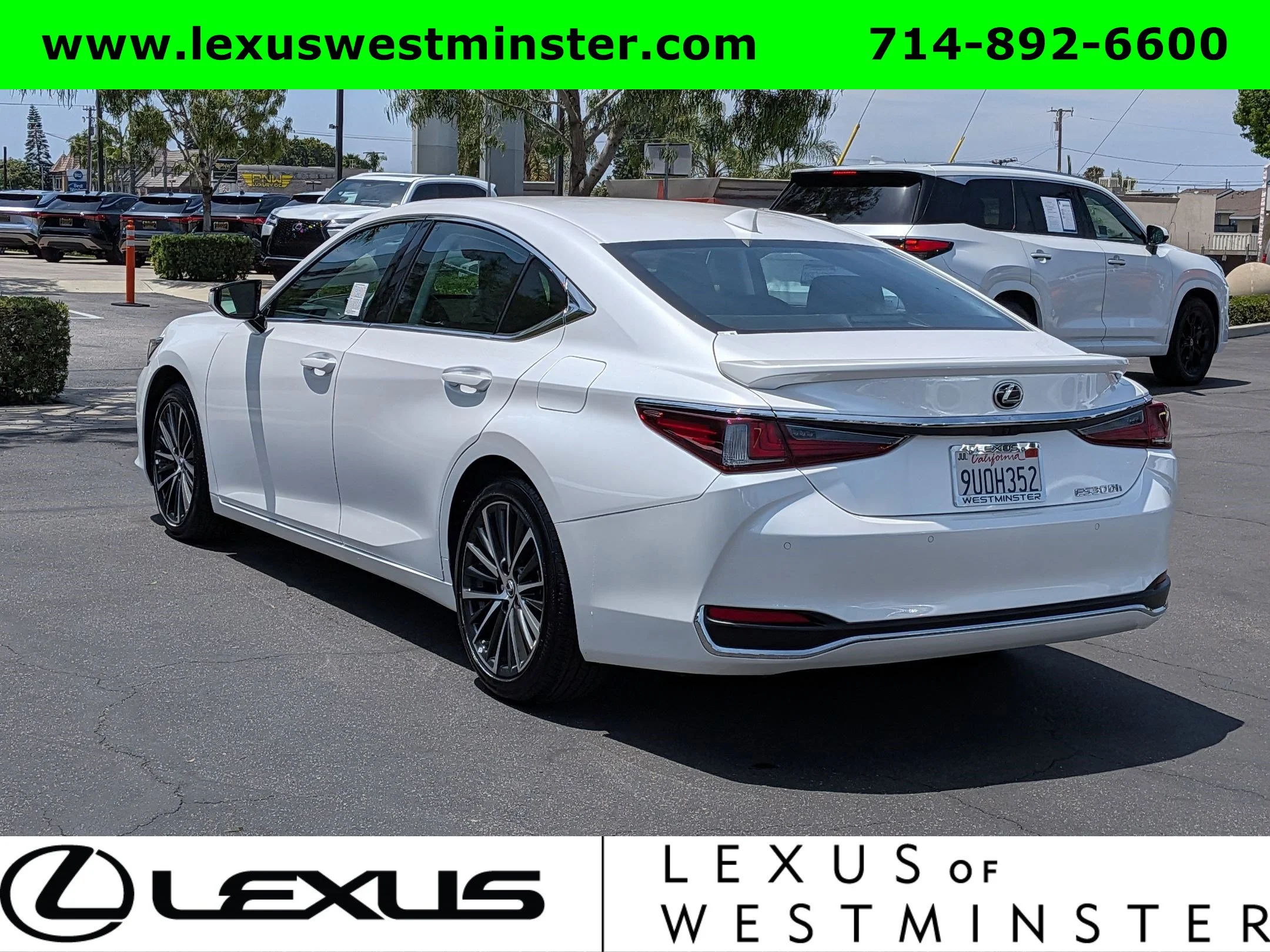 Certified Used 2025 EMINENT WHITE PEARL Lexus ES 300h image 11