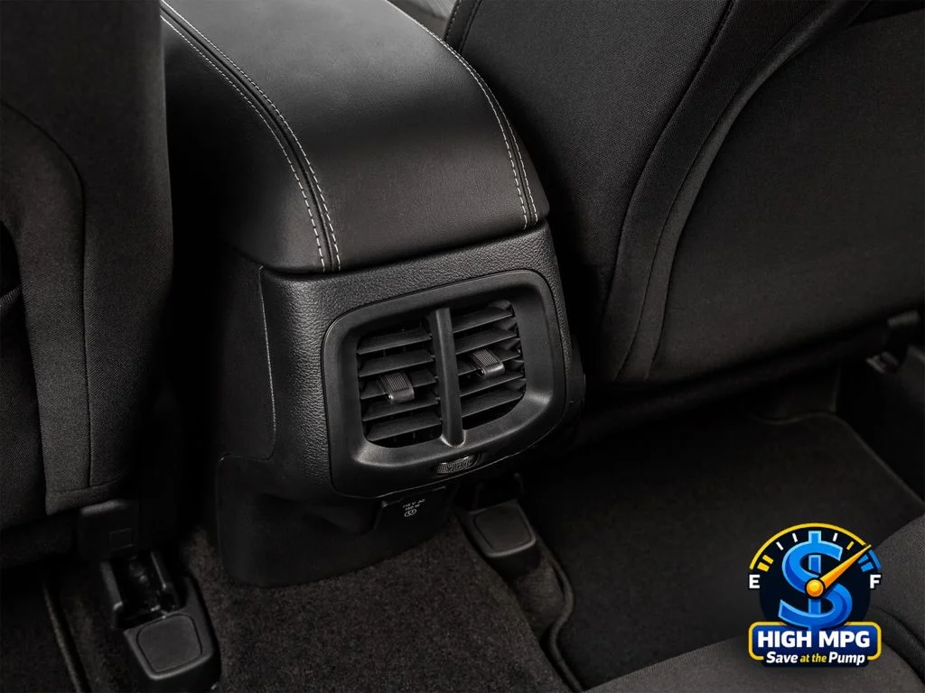 Used 2016 Black Jeep Latitude image 26