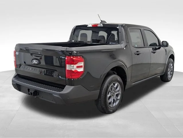 New 2026 Shadow Black Ford XLT image 42