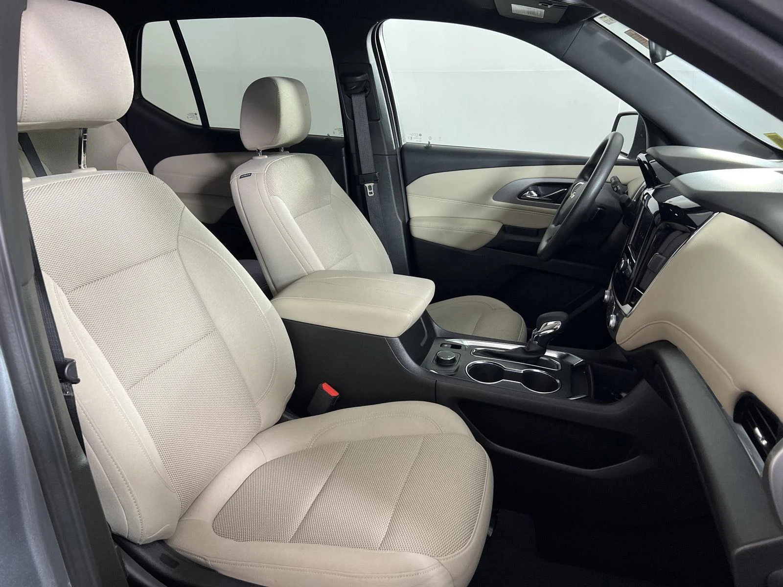 Used 2023 STERLING GRAY METALLIC Chevrolet LS image 21