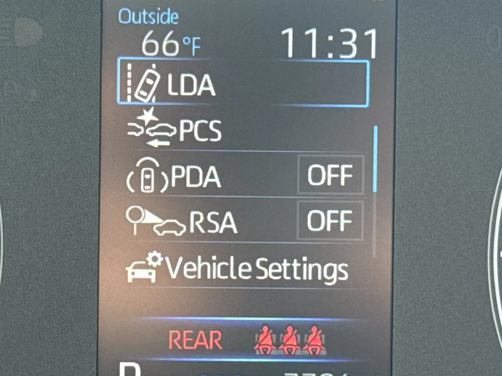 Used 2025  Toyota LE image 18