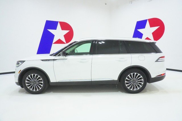 Used 2021 WHITE Lincoln Reserve image 10
