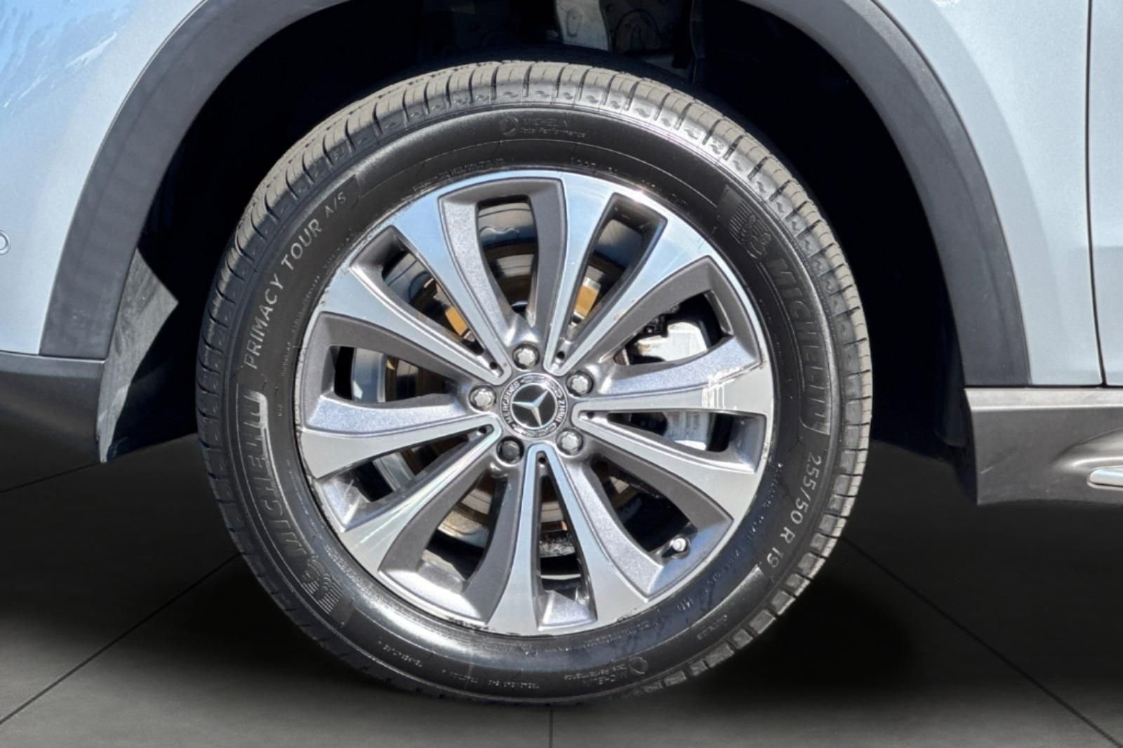 Used 2023 Silver Mercedes-Benz GLE 350 image 5