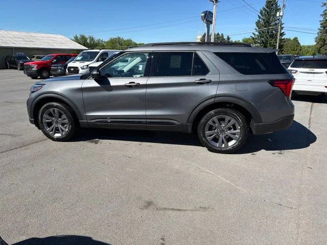 Used 2026 Carbonized Gray Metallic Ford Active image 4
