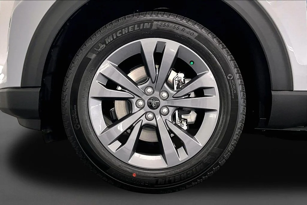 New 2026 White Metallic Ford Active image 13