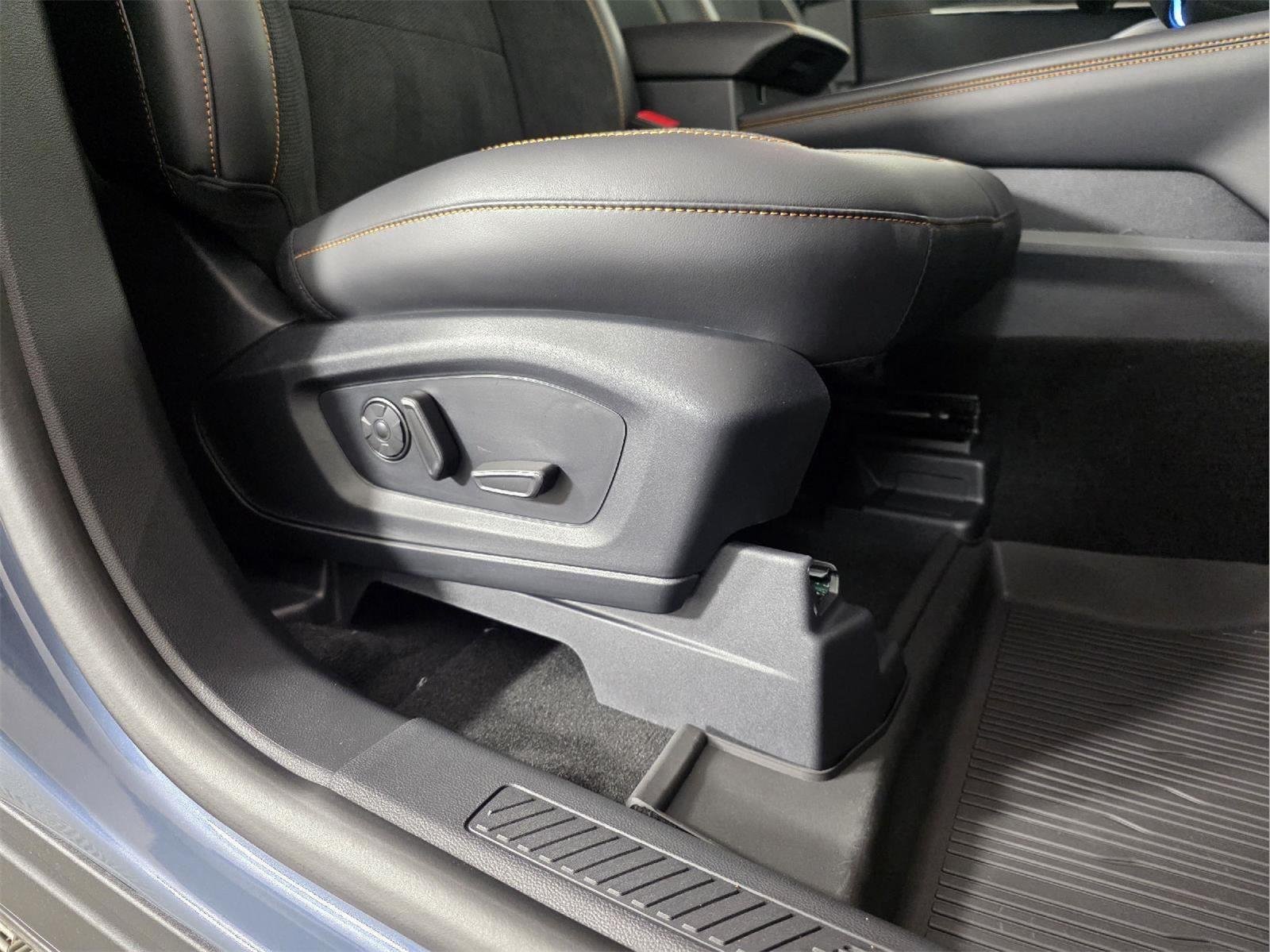 New 2026 Vapor Blue Metallic Ford Tremor® image 72