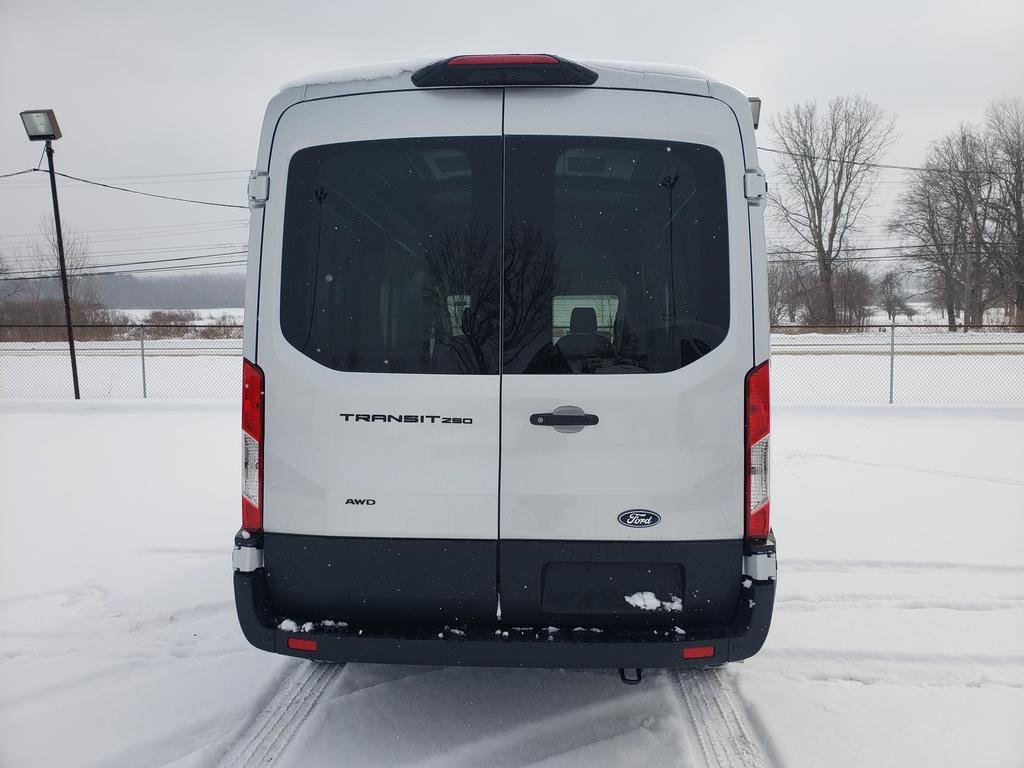 New 2026 Ingot Silver Metallic Ford Cargo Van image 4