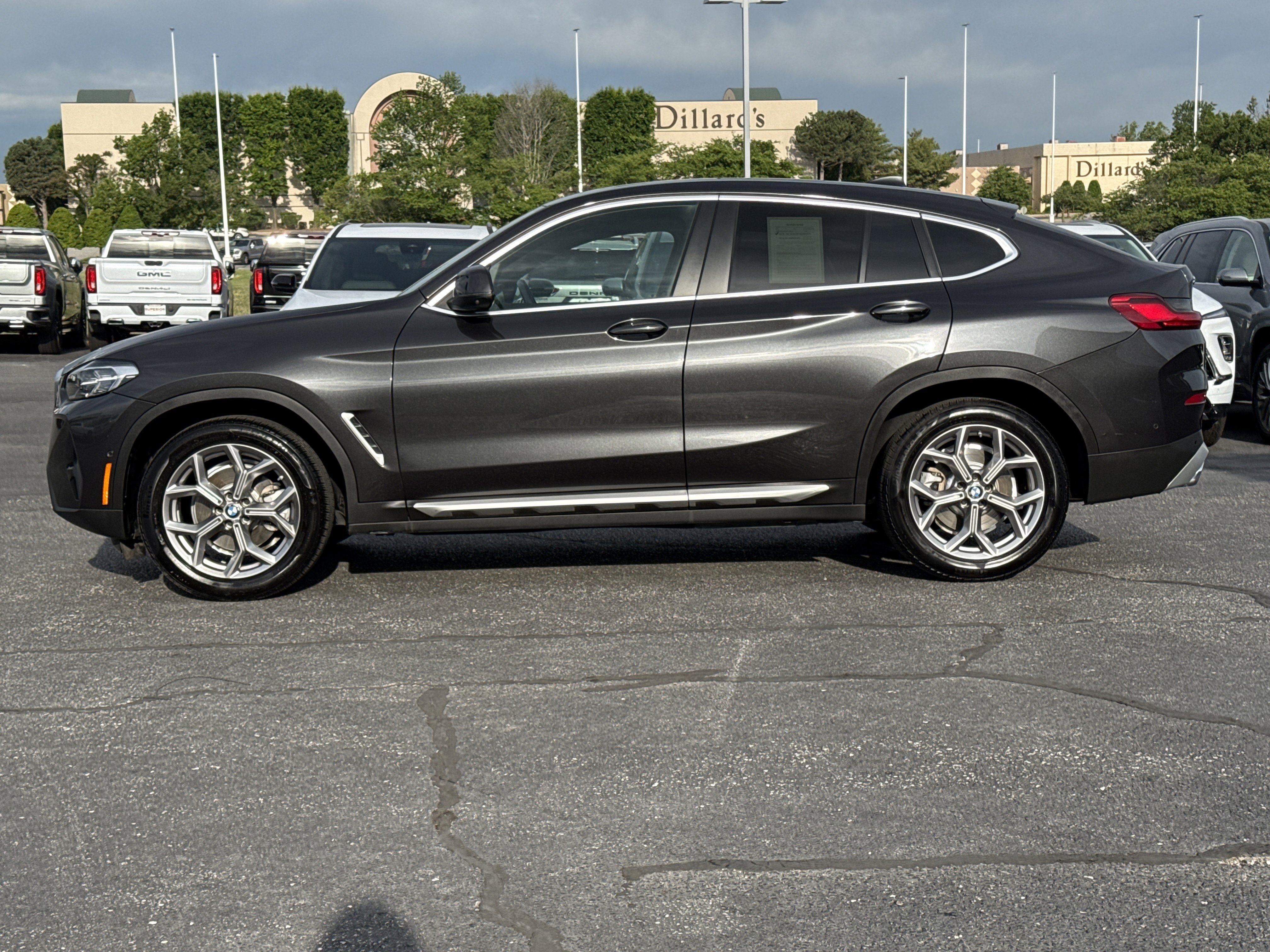 2024 BMW X4 30i - Photo 8