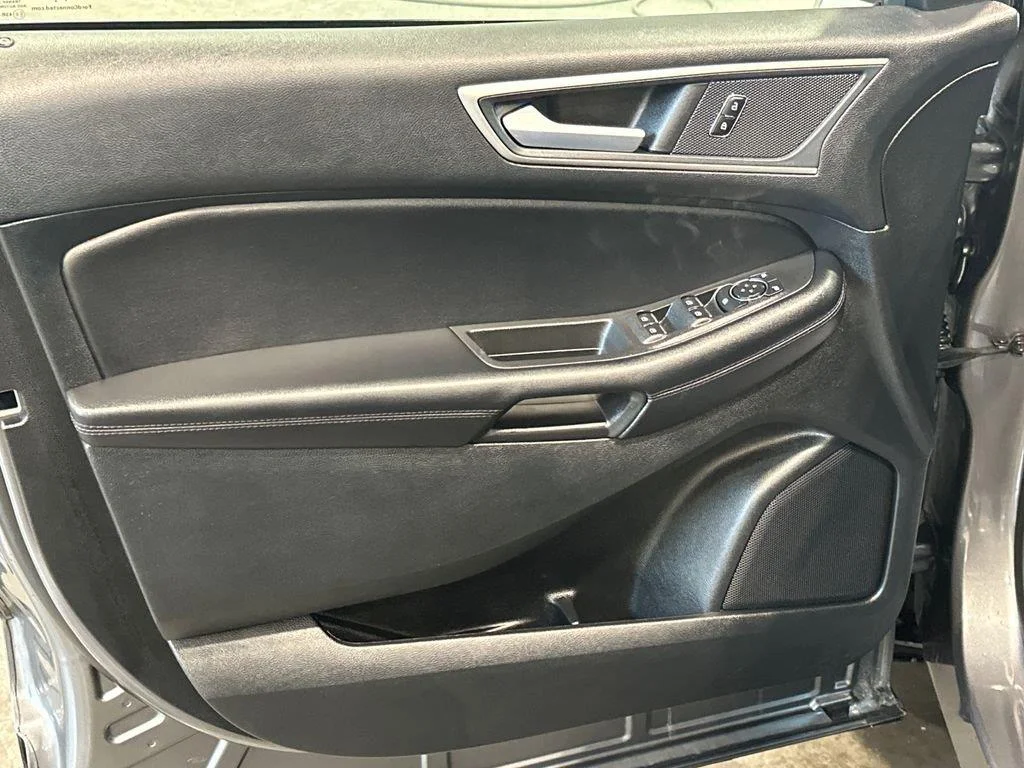 Used 2024 Carbonized Gray Ford SEL image 24