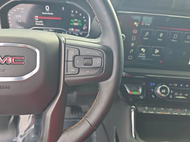 Used 2024 White GMC AT4 image 19