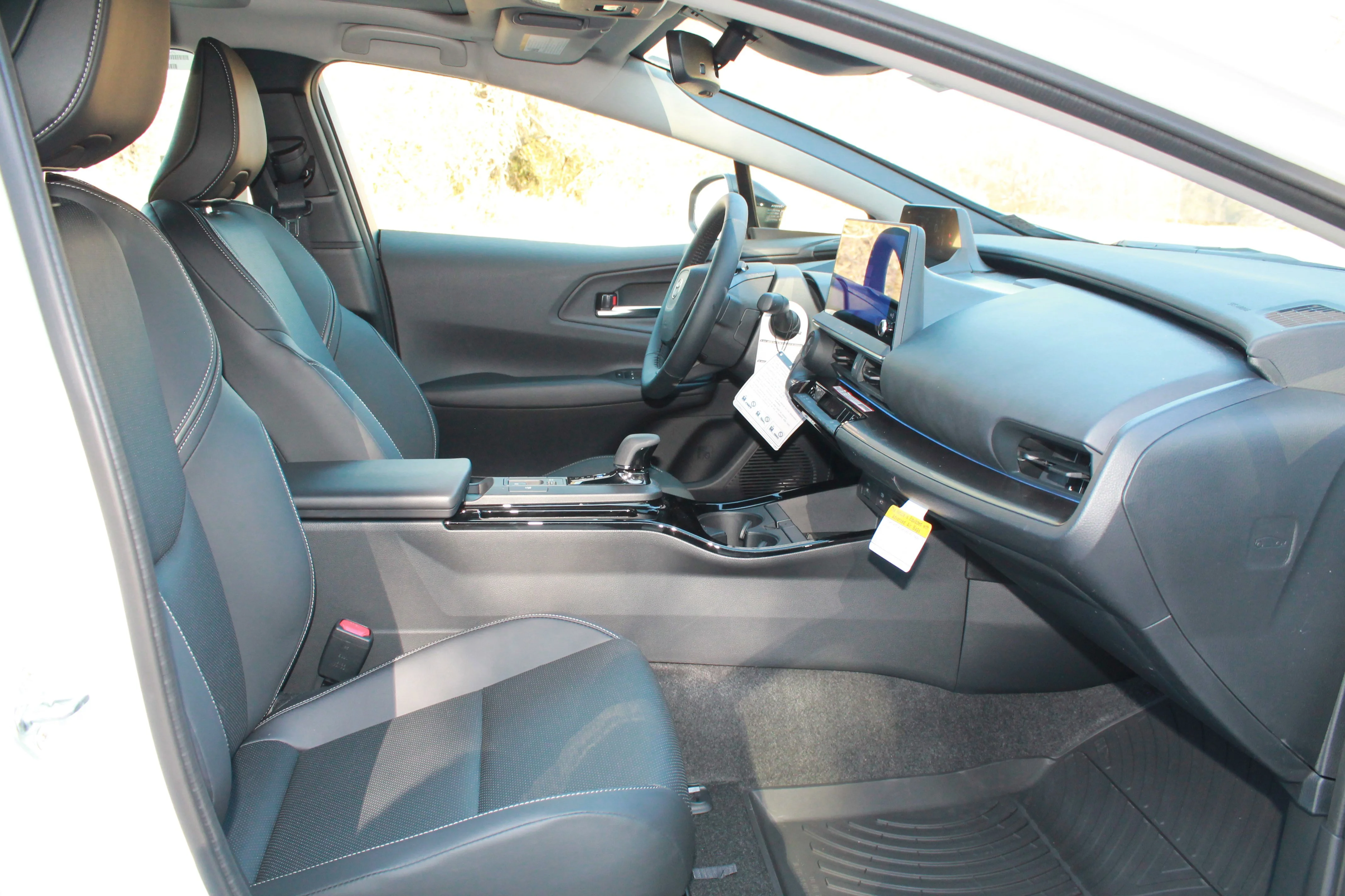 2026 Toyota Prius Nightshade - Photo 21