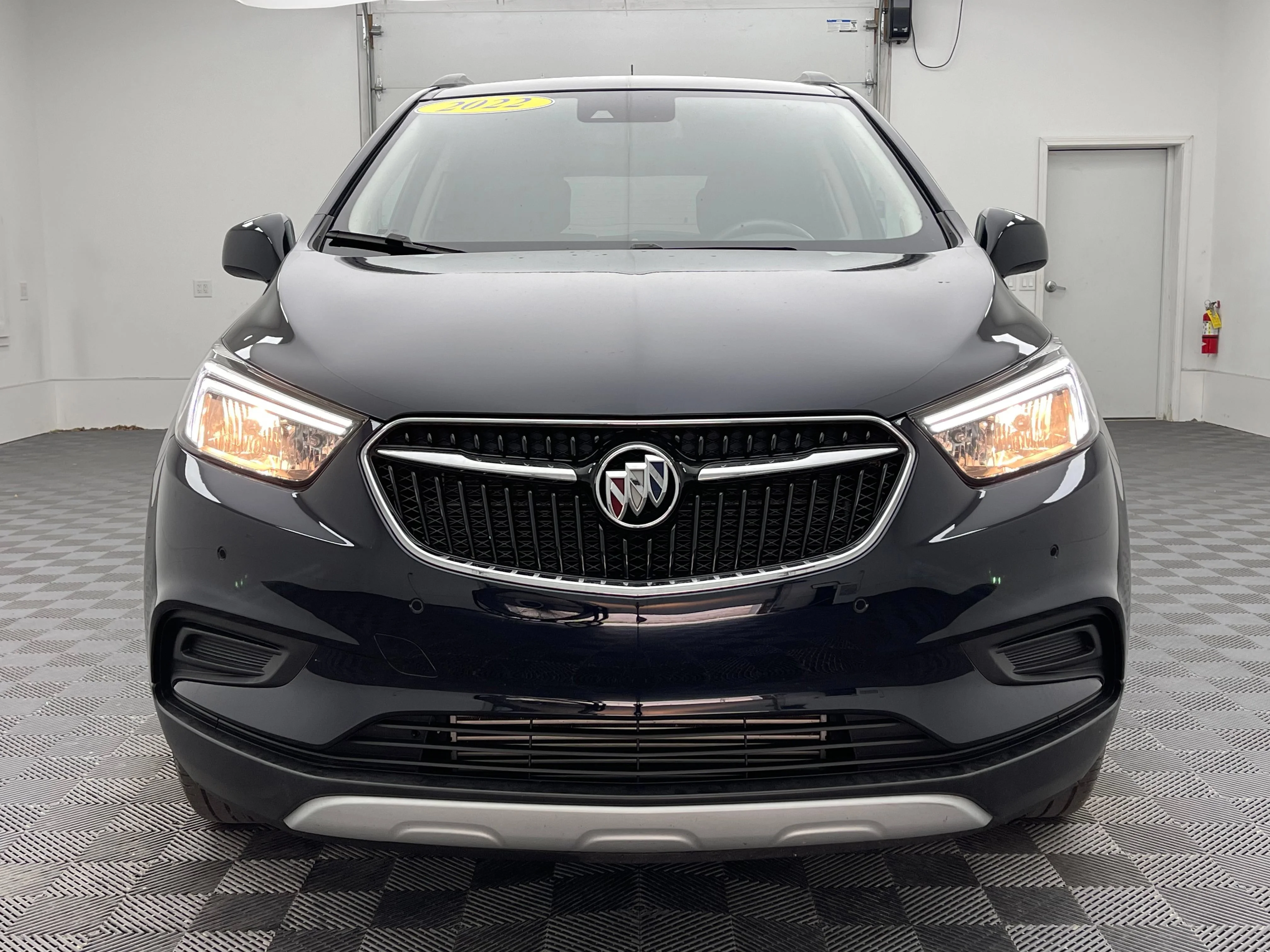 Used 2022 Dark Moon Blue Metallic Buick Preferred image 11