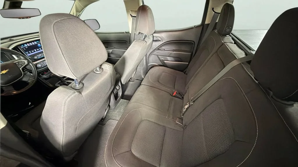 Used 2018 BLACK Chevrolet 2WD LT image 23